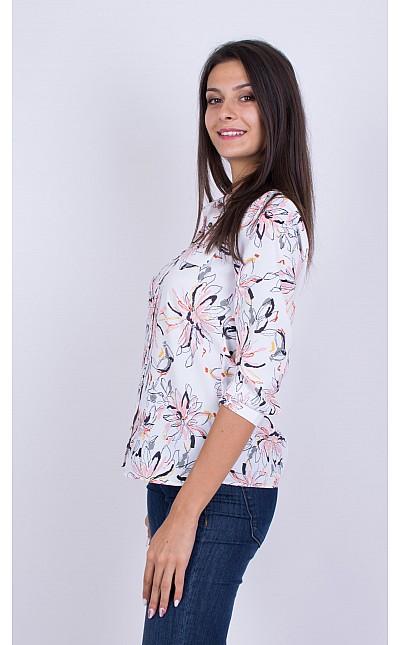 Women's Blouse with Floral Motifs 20418 / 2020